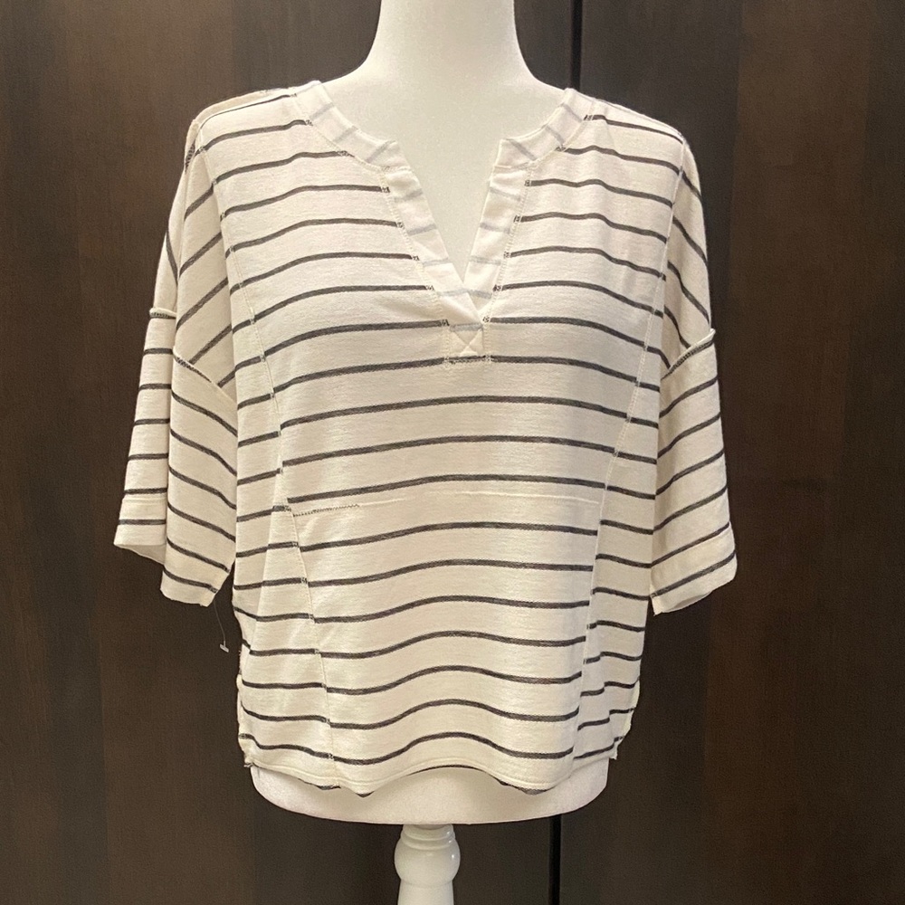 Sale! Two Lips Cream and Black Striped V-Neck Boxy Top, Slightly Cropped. Size L